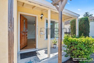 128 Azalia Dr in East Palo Alto, CA - Building Photo - Building Photo