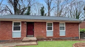 4192 Tara Dr in Forest Park, GA - Building Photo