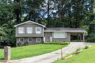 2974 McGlynn Ct in Decatur, GA - Building Photo