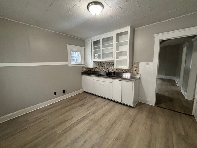 property at 3543 W 50th St