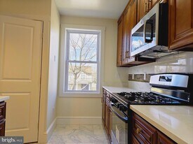 747 Alabama Ave SE, Unit 203 in Washington, DC - Building Photo