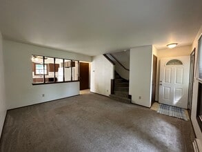 746 Penbrook Way in Hartland, WI - Building Photo - Building Photo
