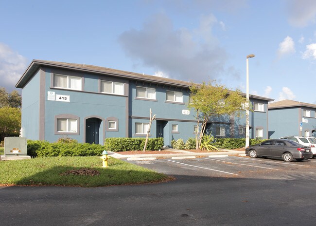 Palms of Deerfield in Deerfield Beach, FL - Foto de edificio - Building Photo