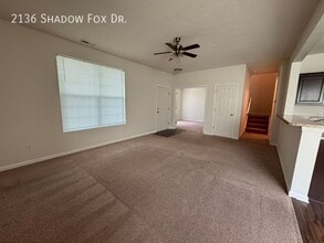 2136 Shadow Fox Dr in Columbus, IN - Building Photo - Building Photo