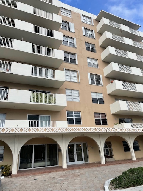 property at 1455 N Treasure Dr