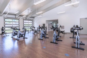 Gazebo Apartments in Nashville, TN - Building Photo - Interior Photo