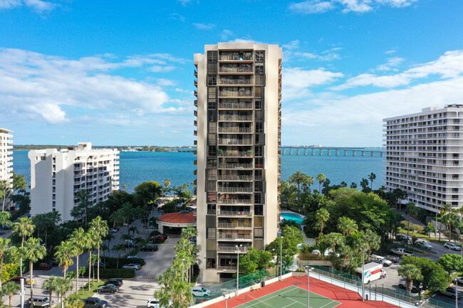 Costa Bella Condominiums in Miami, FL - Building Photo - Building Photo