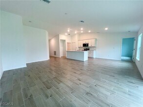 2127 SW 12th Ave in Cape Coral, FL - Building Photo - Building Photo