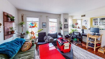 934 State State - in Easton, CT - Building Photo