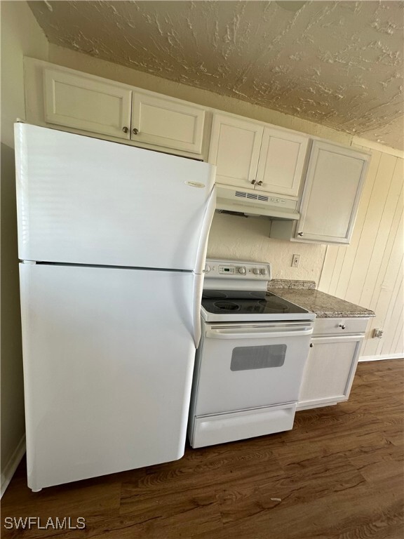 property at 3215 Jeffcott St