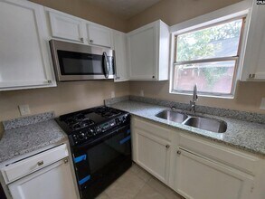 2006 Heidt St in Columbia, SC - Building Photo - Building Photo