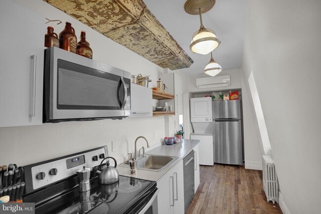 1201 Penn Ave in Wyomissing, PA - Building Photo - Building Photo