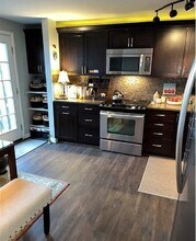 1872 Higby Dr, Unit B in Stow, OH - Building Photo - Building Photo