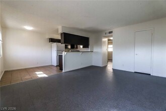 1404 E Mesquite Ave in Las Vegas, NV - Building Photo - Building Photo