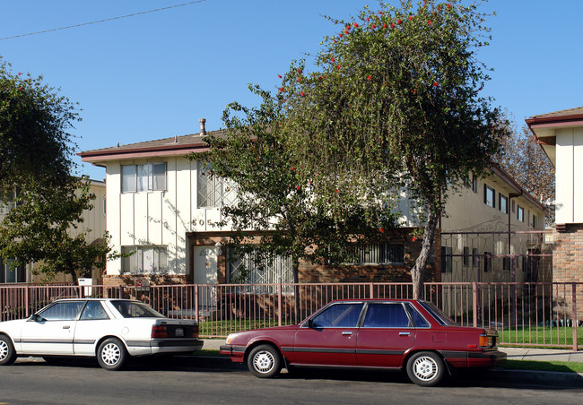 505 S Eucalyptus Ave in Inglewood, CA - Building Photo - Building Photo