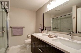 21 Cartier Crescent in Richmond Hill, ON - Building Photo - Building Photo