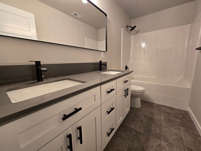 1820 chipman St SE in Olympia, WA - Building Photo - Building Photo