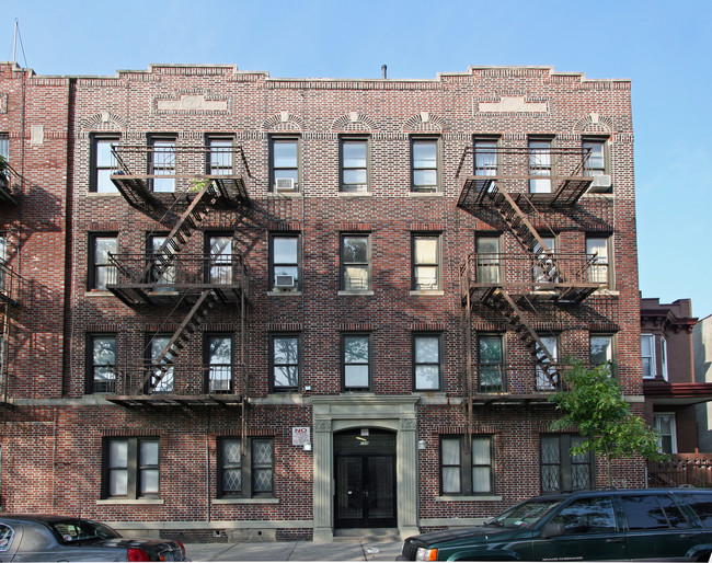 208 Grafton St in Brooklyn, NY - Building Photo - Building Photo