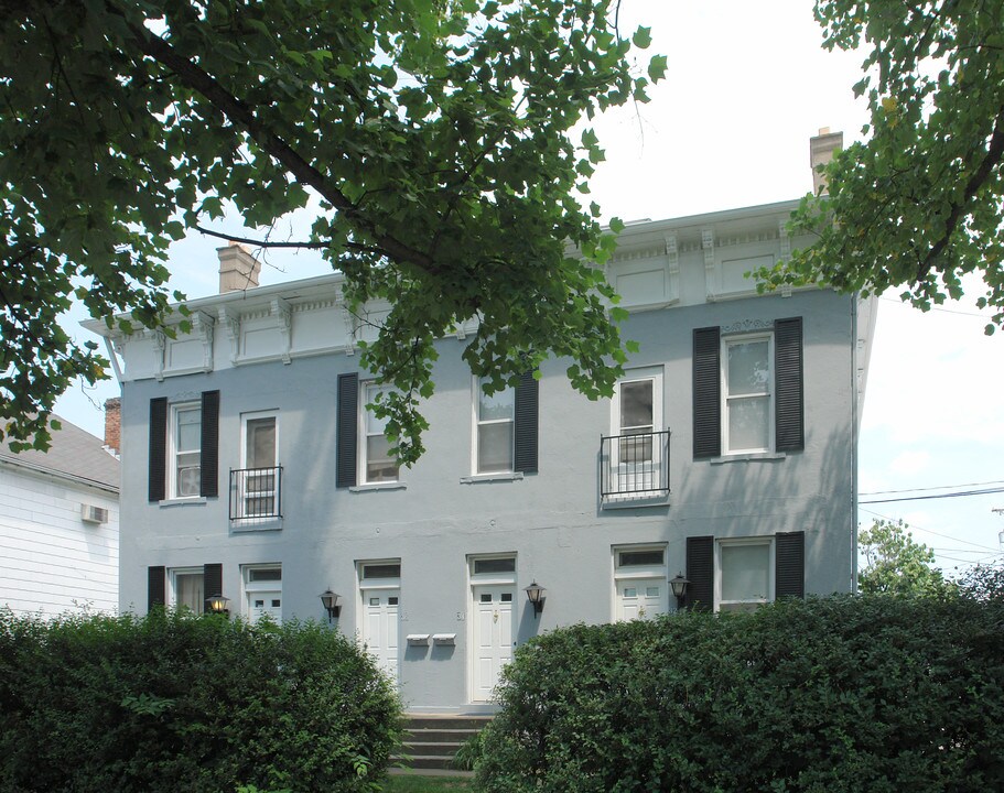 32-38 W 8th Ave in Columbus, OH - Building Photo