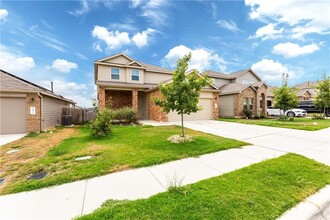 3901 Black Granite Dr in Austin, TX - Building Photo - Building Photo
