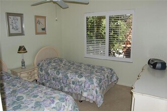1531 Clower Creek Dr in Sarasota, FL - Foto de edificio - Building Photo