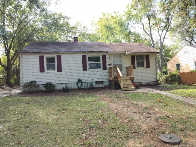473 Fieldcrest Dr