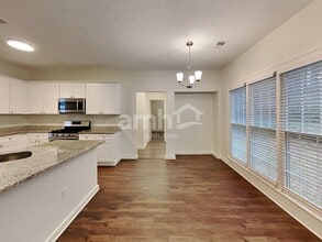 3075 Kings Dr in Kennesaw, GA - Building Photo - Building Photo