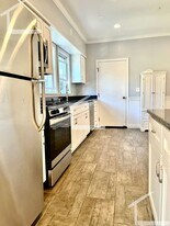 41 N Crescent Circuit in Boston, MA - Building Photo