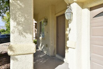 5008 Blue Rose St in North Las Vegas, NV - Building Photo - Building Photo