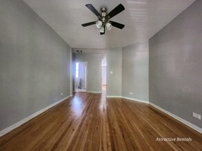 6800 S Harper Ave in Chicago, IL - Building Photo - Building Photo