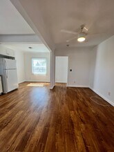 4172 S Hobart Blvd, Unit 4172 in Los Angeles, CA - Foto de edificio - Building Photo