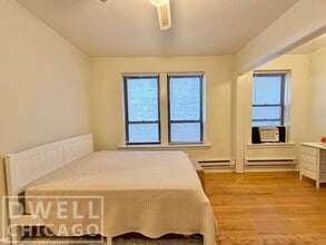 3350 N Marshfield Ave, Unit S in Chicago, IL - Foto de edificio - Building Photo