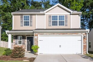 324 Rustling Way in Zebulon, NC - Building Photo