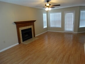 182 Quail Glen Ct in Denver, NC - Building Photo - Building Photo