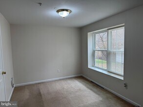 10106 Garden Valley Ct in Rosaryville, MD - Foto de edificio - Building Photo