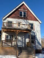 2605 N 16th St in Milwaukee, WI - Building Photo