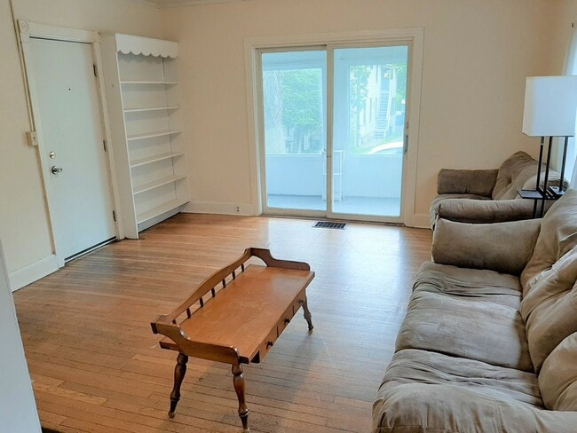 123 Columbia St in Ithaca, NY - Building Photo - Building Photo