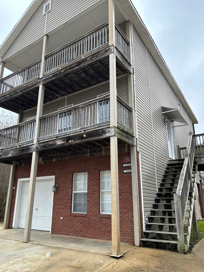 1313 Saint Andrews Ln, Unit 1313 in Starkville, MS - Foto de edificio - Building Photo