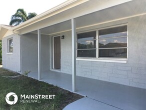 3519 Morley Dr in New Port Richey, FL - Building Photo - Building Photo