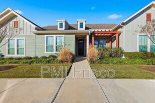 1044 3rd St in Argyle, TX - Building Photo