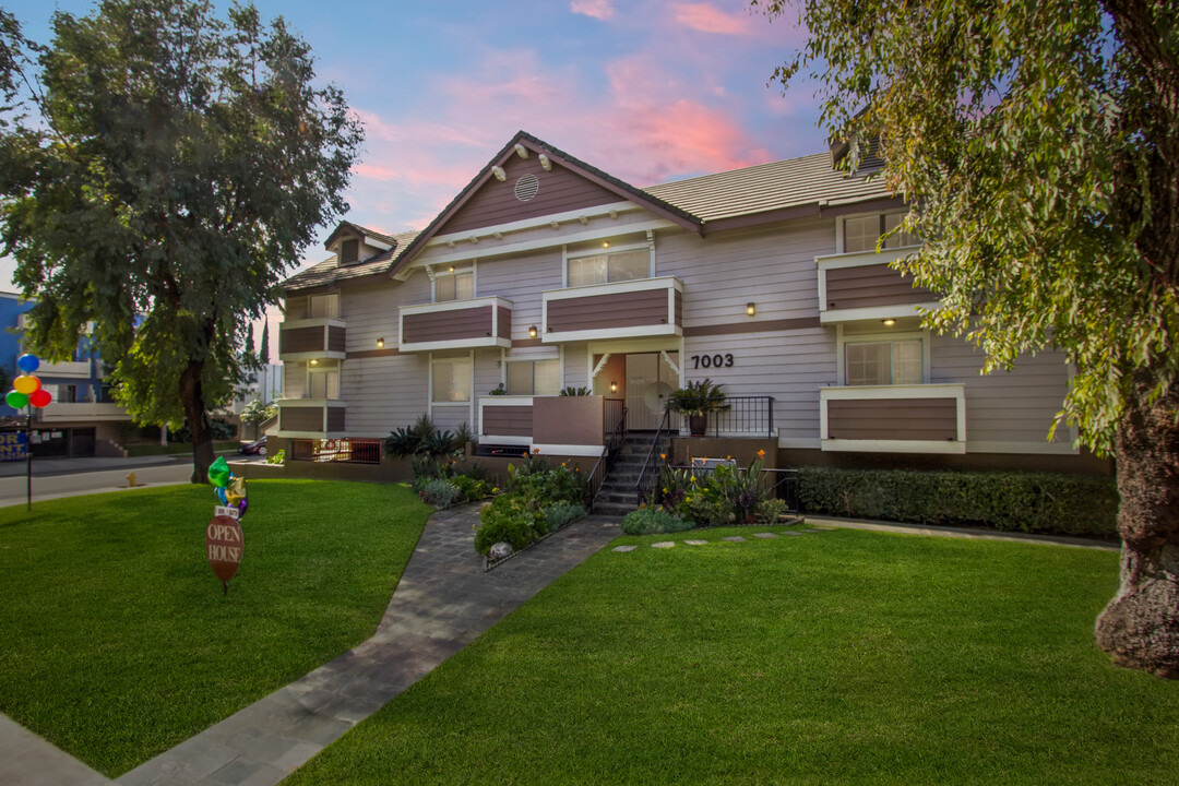 Haskell Park in Van Nuys, CA - Building Photo