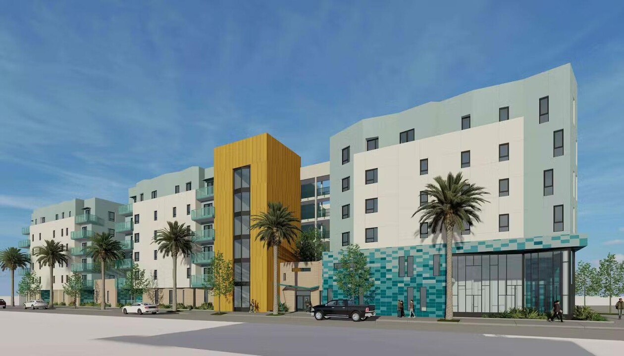 1400 Long Beach Blvd in Long Beach, CA - Building Photo