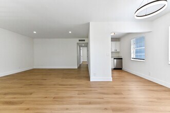 278 Normandy F in Delray Beach, FL - Building Photo - Building Photo
