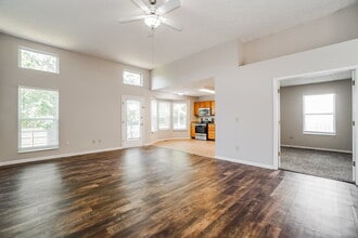 1512 Meadowlark Ln in Marysville, OH - Building Photo - Building Photo