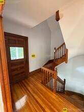 76 Willow Ave, Unit 2 in Somerville, MA - Building Photo - Building Photo