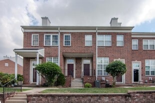 1892 Lindsay Ln, Unit 40 in Ann Arbor, MI - Building Photo
