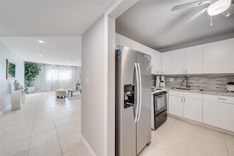 2271 NW 47th Terrace in Lauderhill, FL - Building Photo - Building Photo