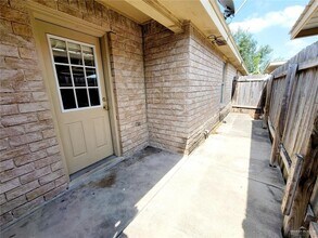 16 Tahiti Dr in Edinburg, TX - Building Photo - Building Photo