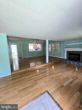 140 Hollywood Beach Rd in Chesapeake City, MD - Building Photo - Building Photo