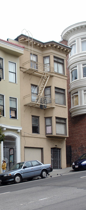 1324 Pine St in San Francisco, CA - Building Photo